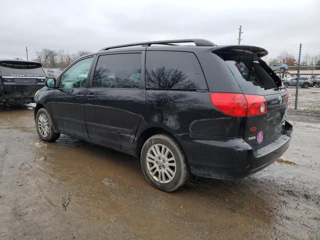 2008 Toyota Sienna XLE