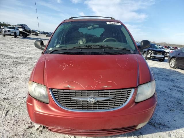 2002 Chrysler Town & Country LXI