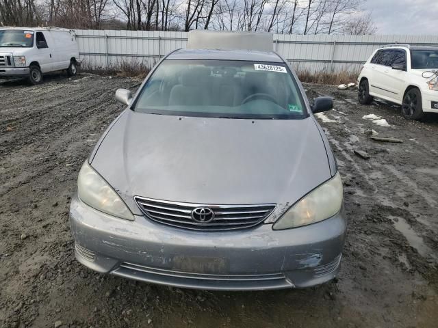 2005 Toyota Camry LE