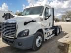 2020 Freightliner Cascadia 125