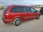 2004 Chrysler Town & Country Limited