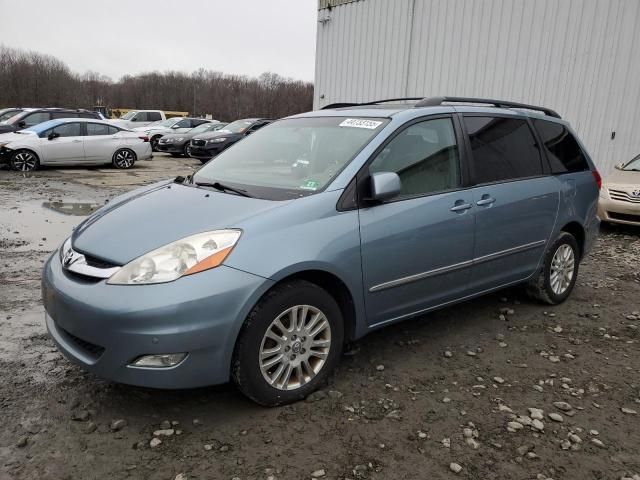 2008 Toyota Sienna XLE