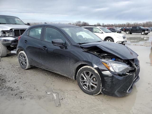 2020 Toyota Yaris LE