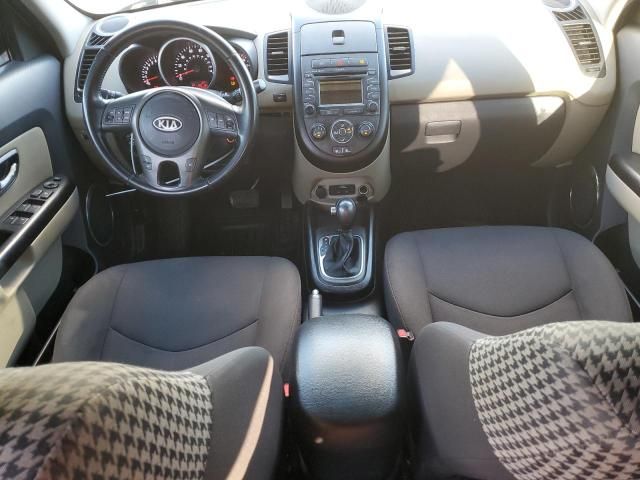 2013 KIA Soul +