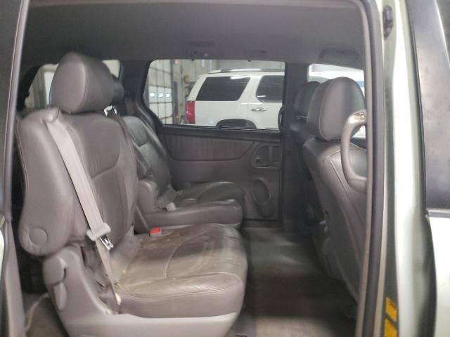 2008 Toyota Sienna XLE