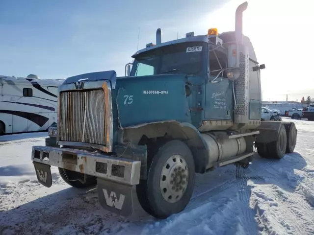 2004 Western Star Conventional 4900FA