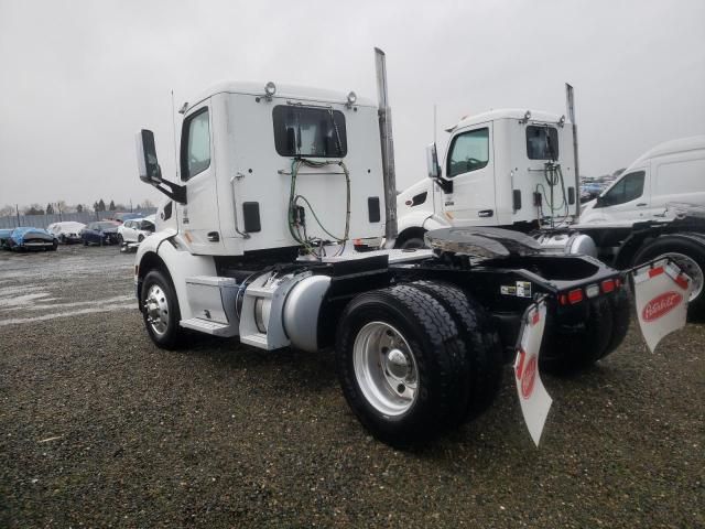 2021 Peterbilt 579