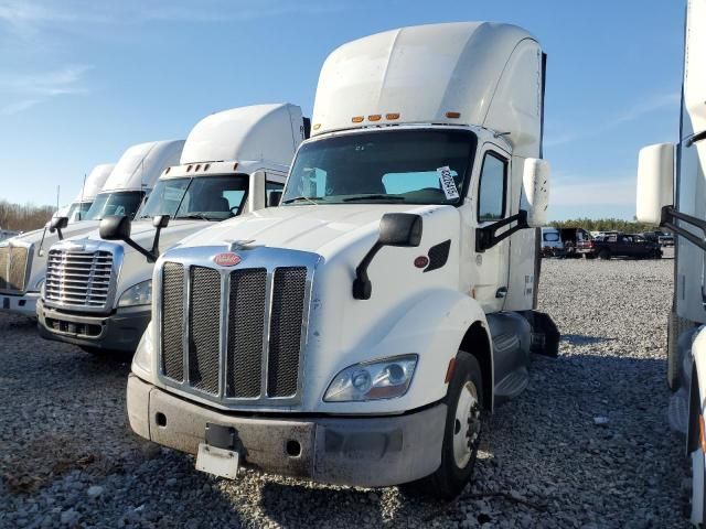 2016 Peterbilt 579