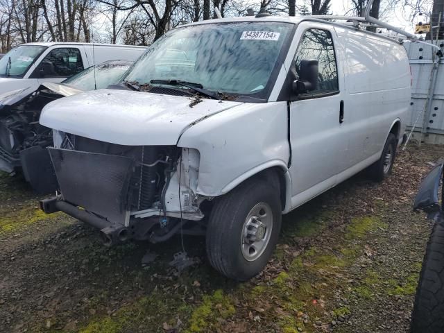 2020 Chevrolet Express G2500