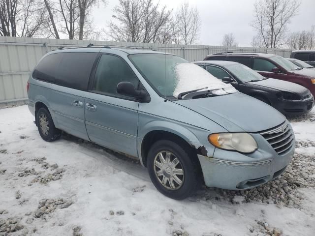 2006 Chrysler Town & Country Limited