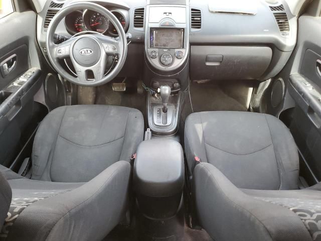 2010 KIA Soul +