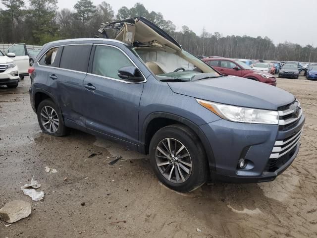 2018 Toyota Highlander SE