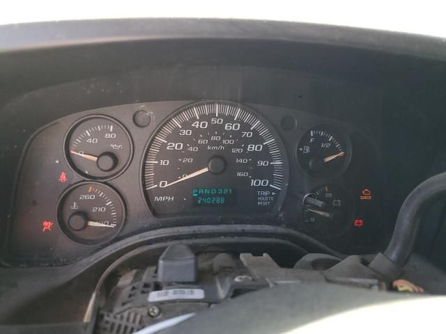 2004 GMC Savana G2500