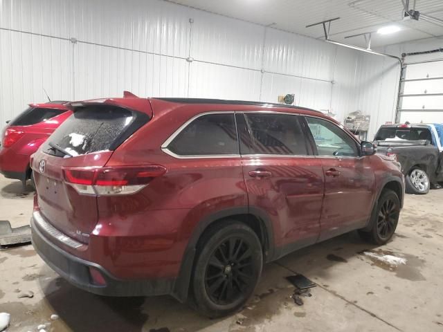 2019 Toyota Highlander SE