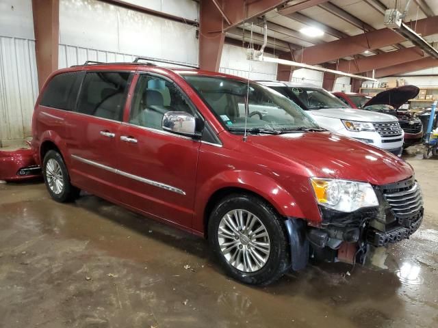 2015 Chrysler Town & Country Touring L