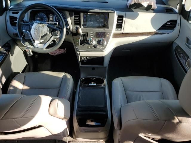 2015 Toyota Sienna XLE