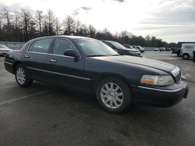 2010 Lincoln Town Car Signature Limited