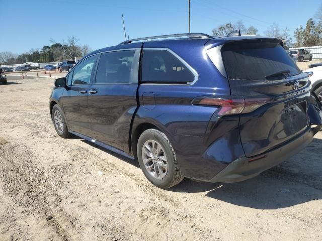 2024 Toyota Sienna XLE