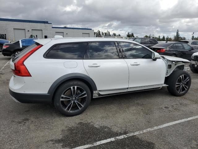 2018 Volvo V90 Cross Country T5 Momentum