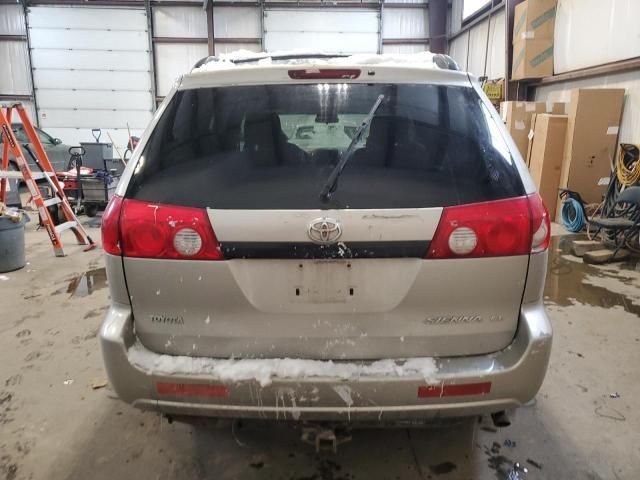 2006 Toyota Sienna CE