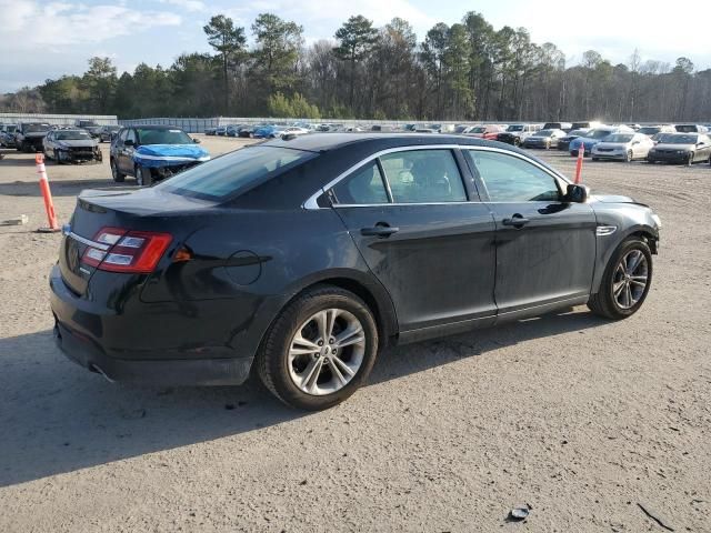 2016 Ford Taurus SE