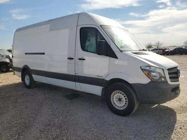 2014 Mercedes-Benz Sprinter 2500