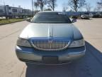 2004 Lincoln Town Car Executive