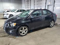 Chevrolet Vehiculos salvage en venta: 2015 Chevrolet Sonic LTZ