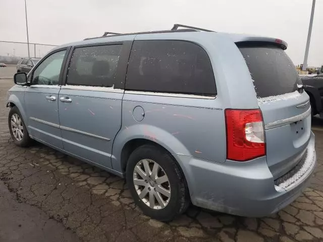 2012 Chrysler Town & Country Touring L