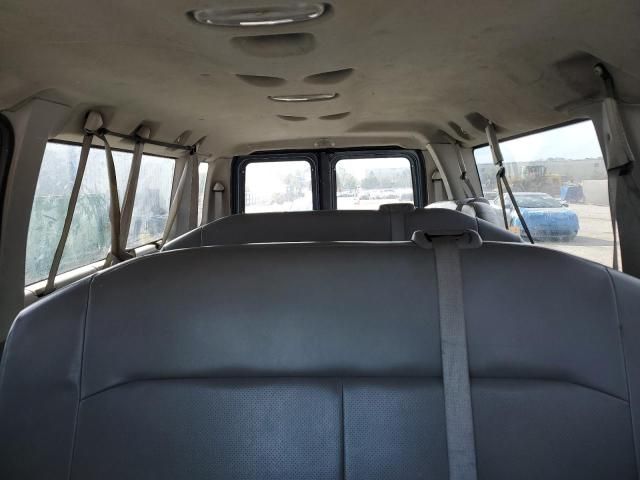 2012 Ford Econoline E350 Super Duty Wagon