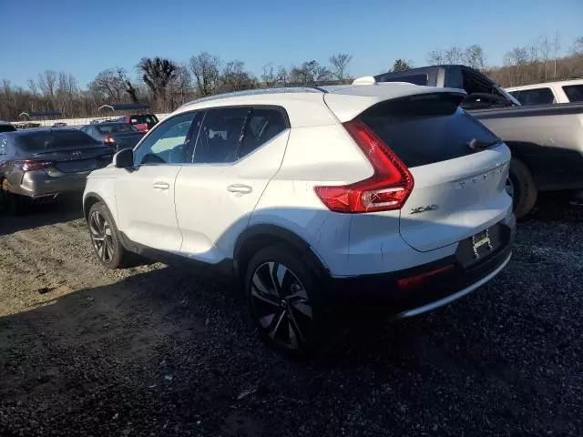 2023 Volvo XC40 Ultimate