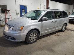 Chrysler Town & Country Touring l Vehiculos salvage en venta: 2011 Chrysler Town & Country Touring L