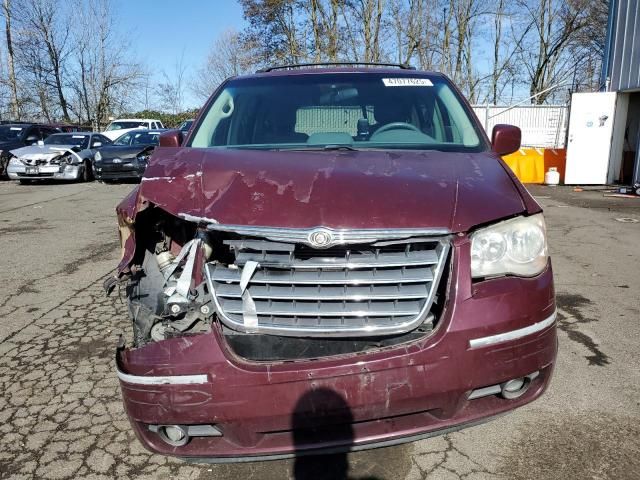 2008 Chrysler Town & Country Touring