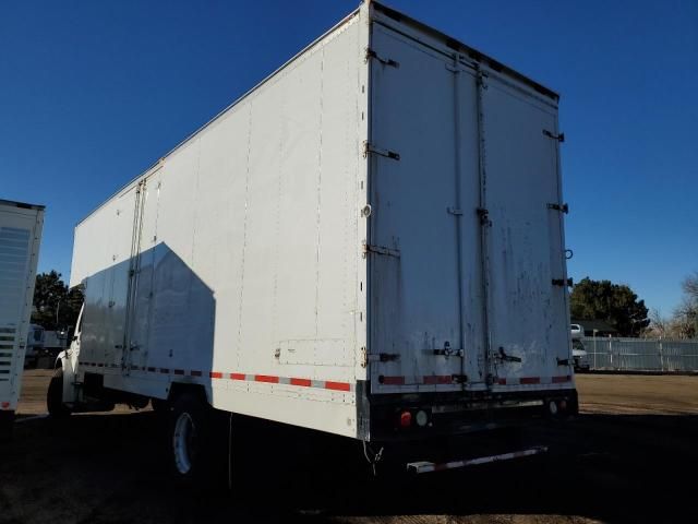 2007 Freightliner Business Class M2 106 BOX Truck