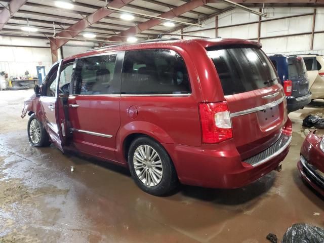 2015 Chrysler Town & Country Touring L