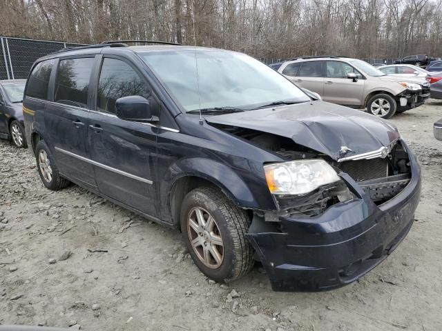 2010 Chrysler Town & Country Touring