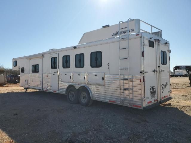 2013 Bison Horse Trailer