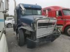 2000 Freightliner Conventional FLD112