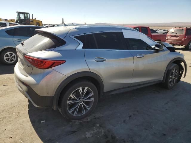 2017 Infiniti QX30 Base