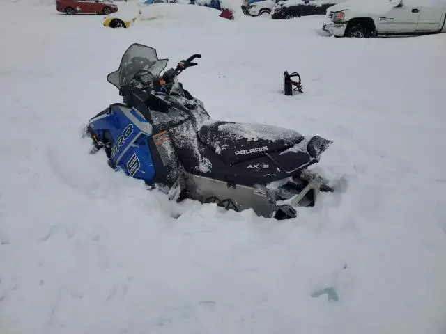 2018 Polaris Snowmobile