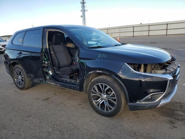 2016 Mitsubishi Outlander SE