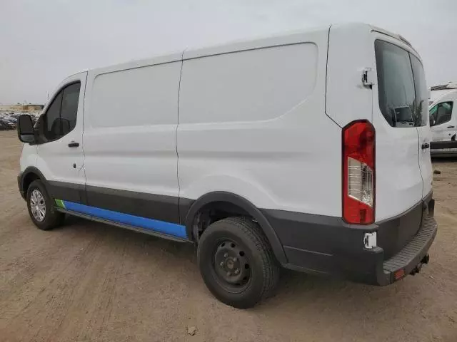 2022 Ford Transit T-250