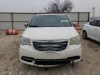 2012 Chrysler Town & Country Touring L