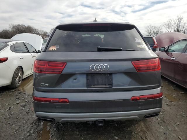 2019 Audi Q7 Premium Plus