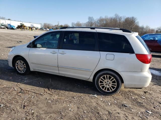 2008 Toyota Sienna XLE