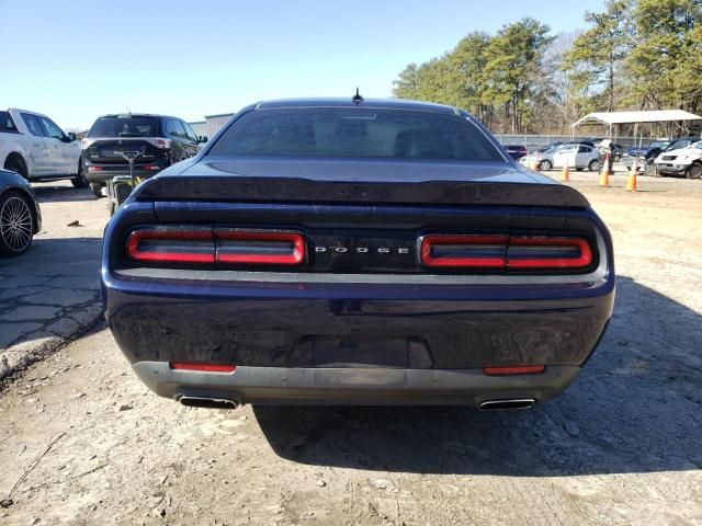 2016 Dodge Challenger SXT