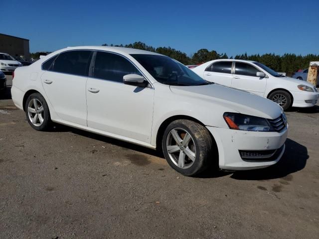 2013 Volkswagen Passat SE