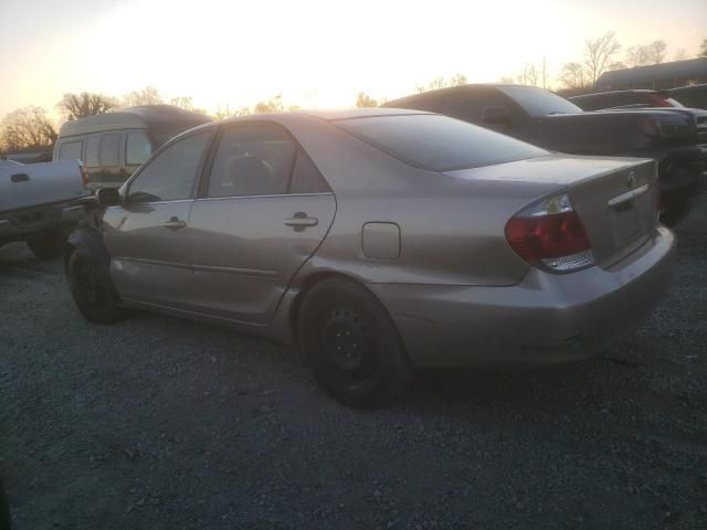 2005 Toyota Camry LE