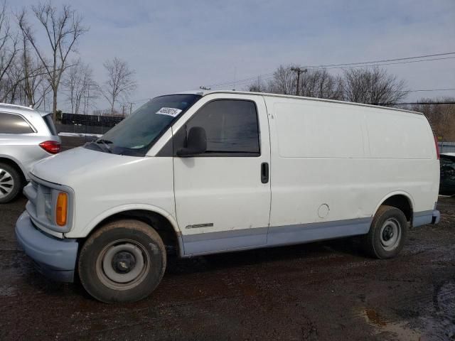 2000 Chevrolet Express G2500