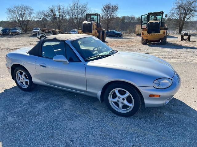 2000 Mazda MX-5 Miata Base